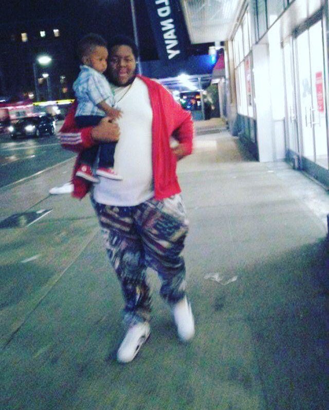 Musicboy_Mook's tweet photo. Every chance I get I try to be the best father I can be cuz life is to short. Ain't nothing more important than spending time with my son. https://t.co/QOp4x20nXO