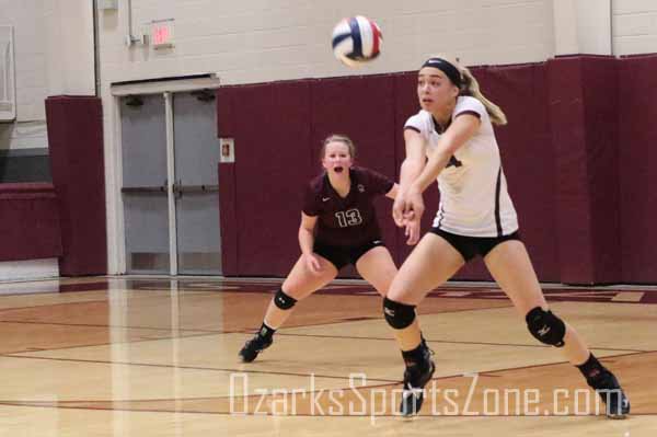 OzarksOzone's tweet photo. 9-28 VB Rankings: Wheaton &amp; Miller join the Top 10; Fair Grove-Strafford set to renew rivalry https://t.co/m3HU2XRKFi https://t.co/oKfUyc17B0
