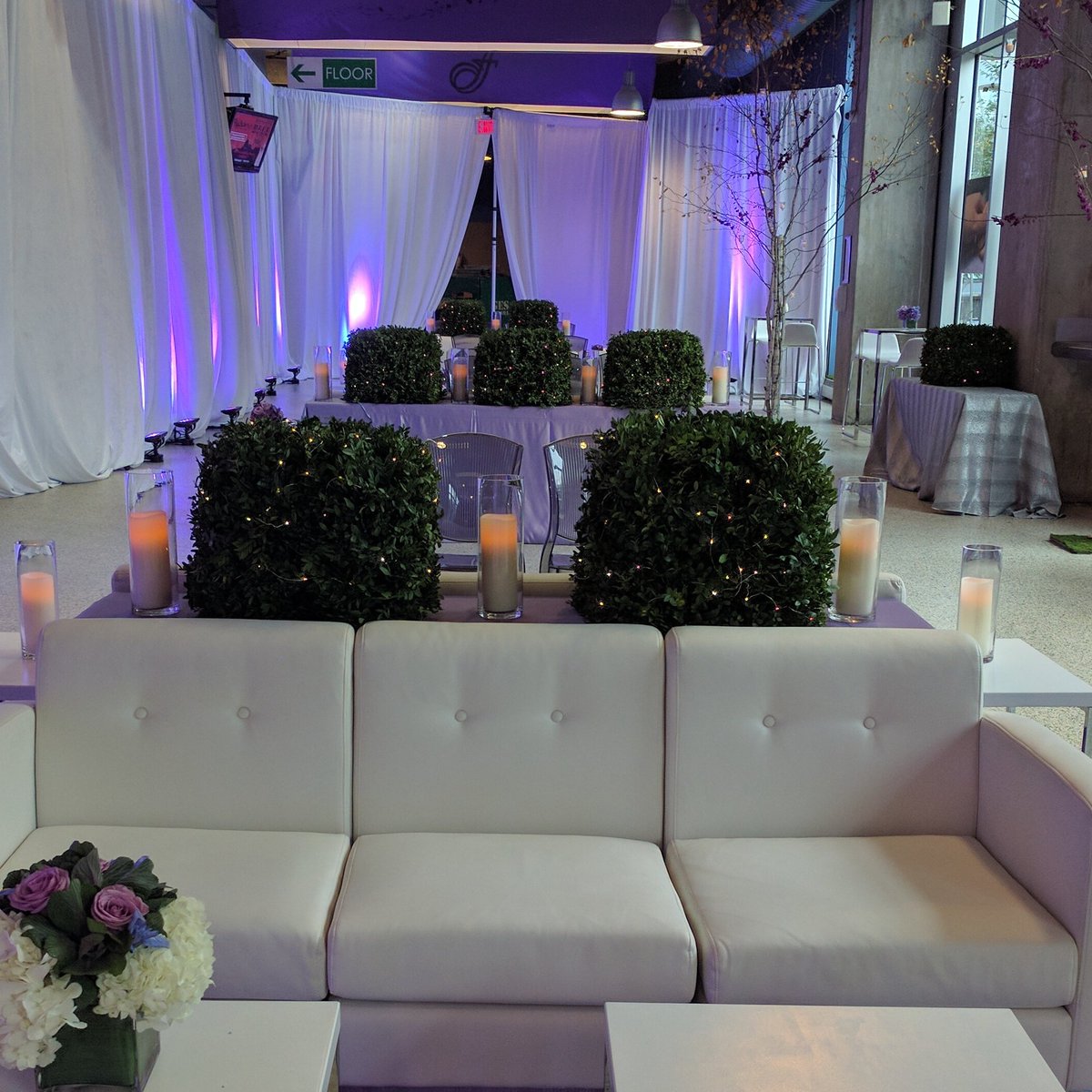 So many amazing details for this gala! Boxwood cubes with fairy lights, candles and flowers for cocktails. @davidfosterfoundation