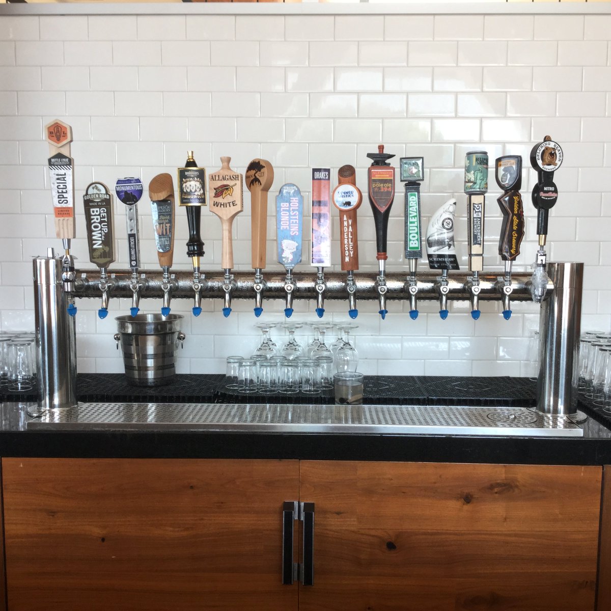 HolsteinsOC's tweet photo. Cheers to National Drink a Beer day! https://t.co/JEimu6EVAv