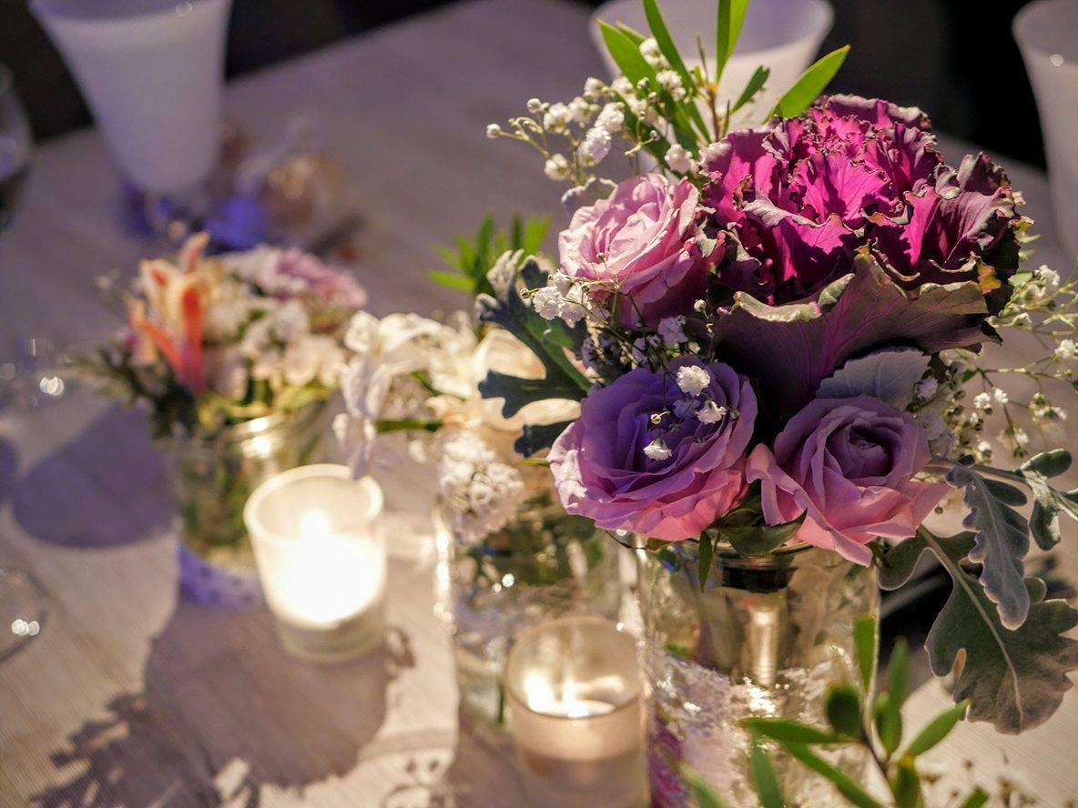 HelloVF's tweet photo. Looking for modern, rustic and natural floral designs for a wedding? Make something unique at Victoria's Flowers
https://t.co/dUn4dwUos2 https://t.co/g1gbwzRmRv