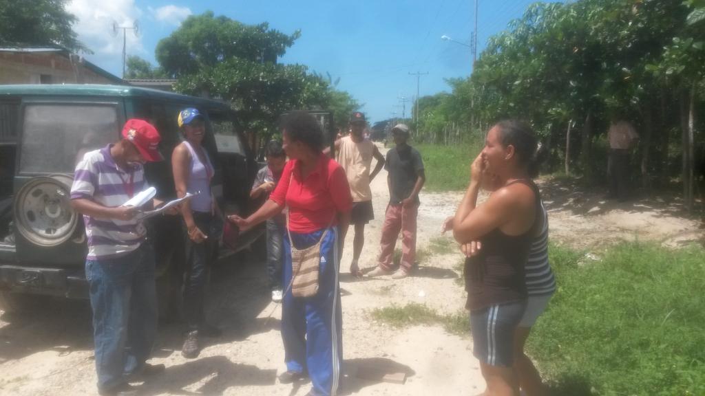barlovento2010's tweet photo. la comuna Heriberto Cartagena activa en el levantamiento cartografico los dias 22 y 23 con el equipo de cartografia comunal https://t.co/NvzXfeQNvV