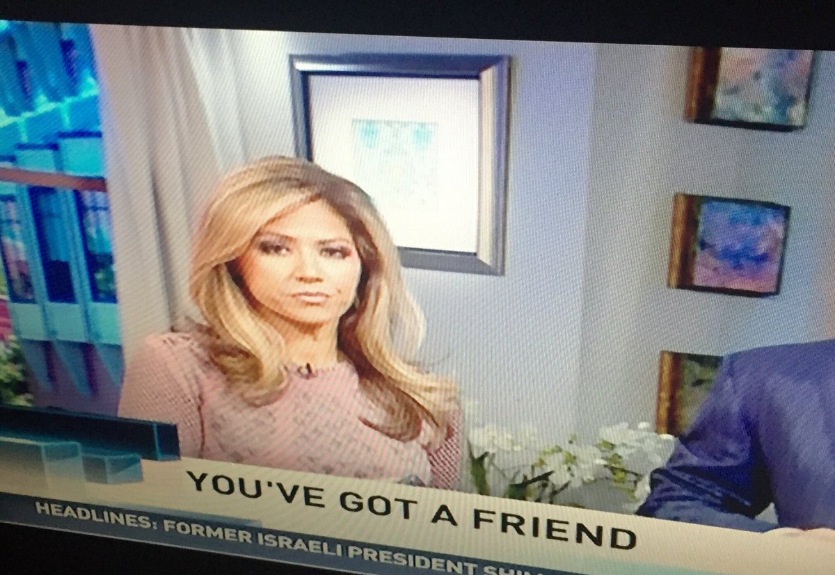janjeffcoat's tweet photo. ❤️ my friends who text me pics like this while they're watching #WakeUpWash on @wusa9 😍 .That's also my best 😏 face #greatcaption #friends https://t.co/6e1rjB0tpd