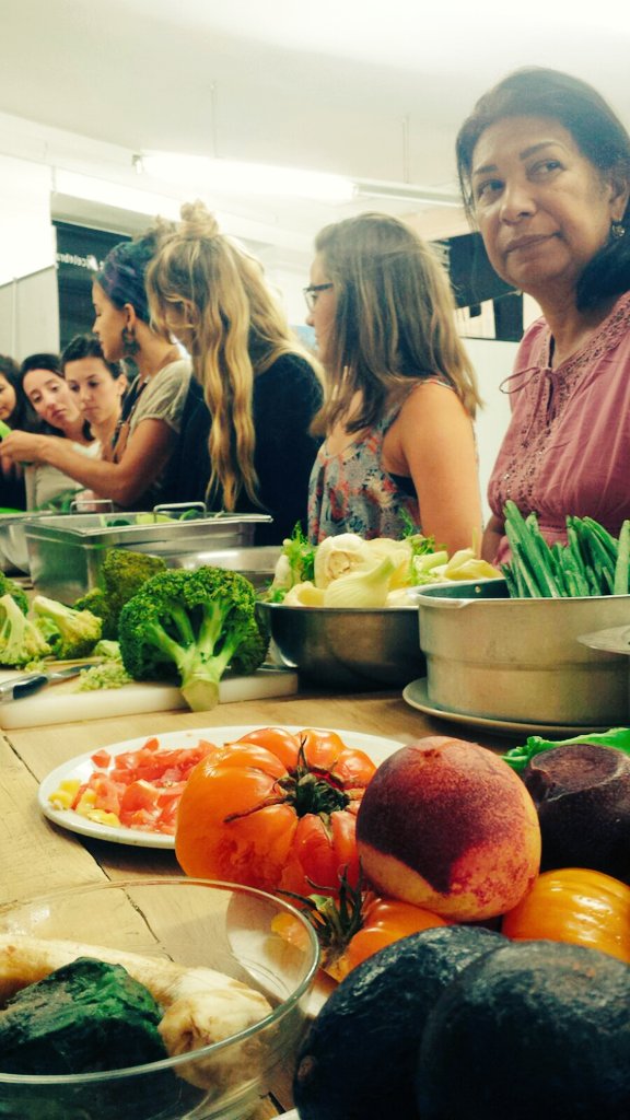 SenseTour_India's tweet photo. Au @sensespaceparis avec les Femmes Semencières --> @DiscoSoupe !! https://t.co/7mFHbhHEh9