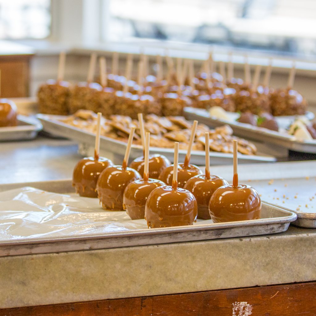 SmokyMountains.com tweet media