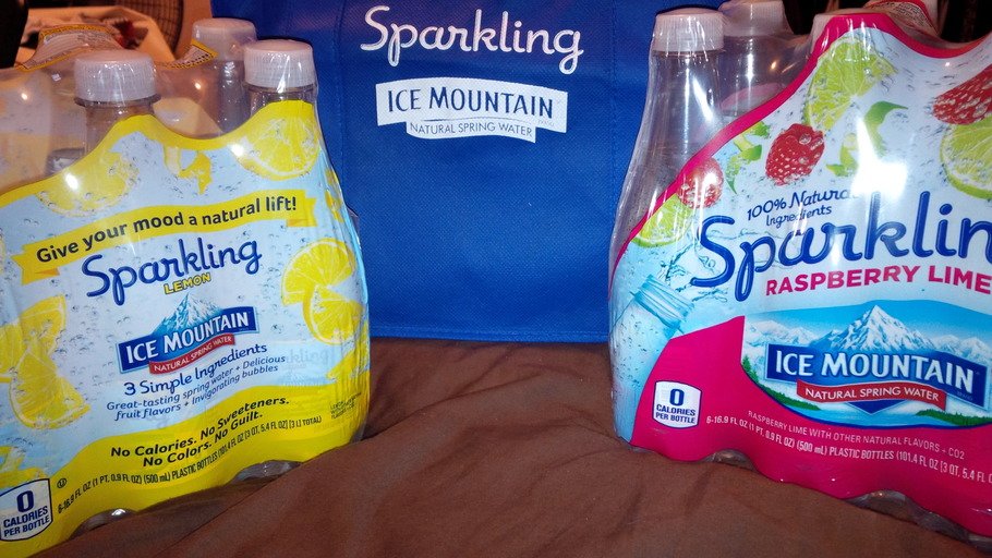 Vivezbien's tweet photo. Try Ice Mountain Brand Sparkling Spring Water! #7DaysofSparkling #FreeSamp https://t.co/F8mf3FvzGl https://t.co/UZl1kZFnGC