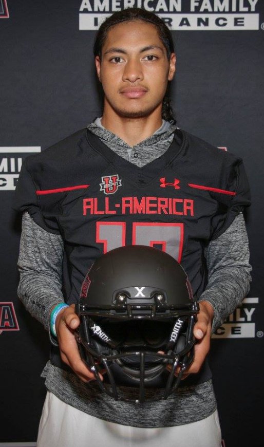 riddellnextgen's tweet image. Josh Falo is up on the @AllAmericaGame  tour! He's a TE who's currently undecided but has offers from #AllOver --- #BallPlayer #CaliFootball