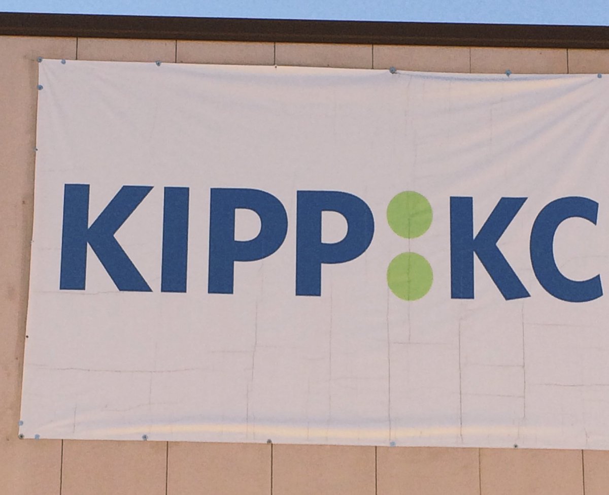 Angela Kmeck tweet media