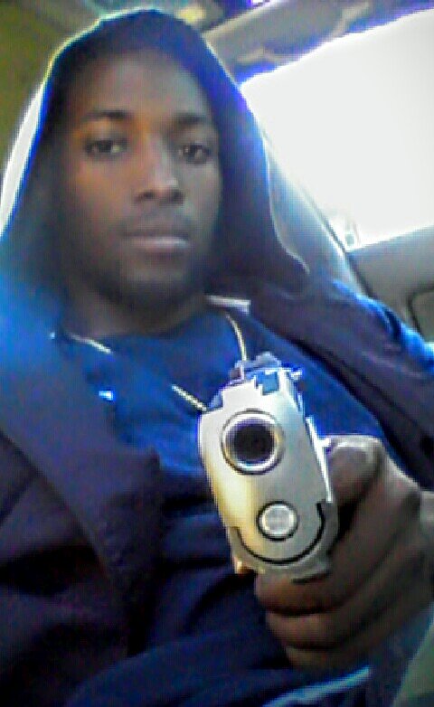 BluntsAndPapers's tweet photo. Fuck yo shooter nigga https://t.co/HEaiGHydCD