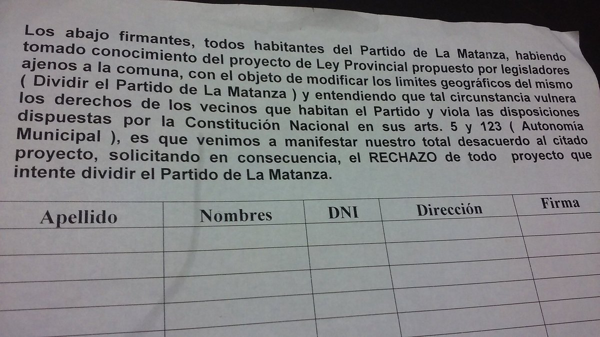 CasanovaPm's tweet photo. Ayer salimos a juntar firmas para rechazar la propuesta de división de la Matanza,como matanceros tenemos la responsabilidad de hacernos oír https://t.co/izNL0TY3D8