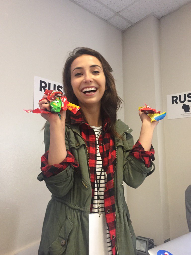 ccorbisiero's tweet photo. "moving on. we're going to talk about self care."
(as @catherine_gabel walks up with two handfuls of candy) #trainwi https://t.co/Pa7Dvafg18