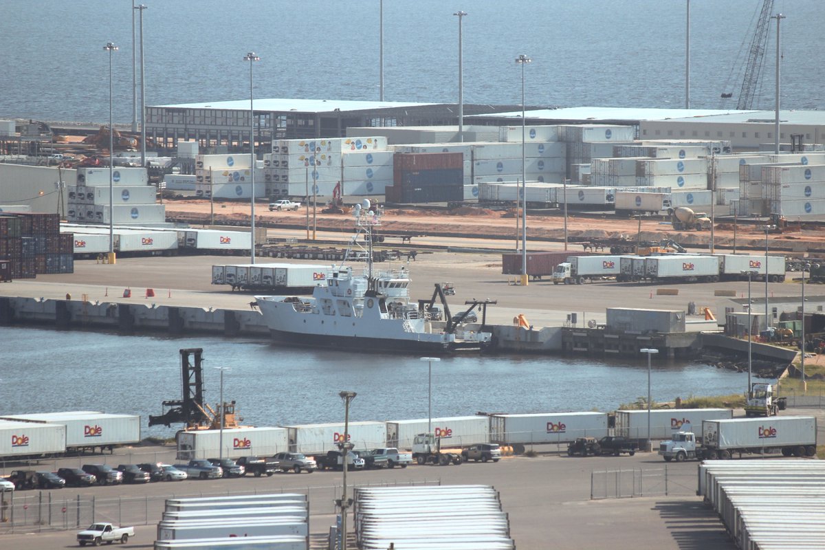 PortofGulfport's tweet photo. In port today: #McDermott #Crowley #RVPointSur https://t.co/OcnJTKsNl8