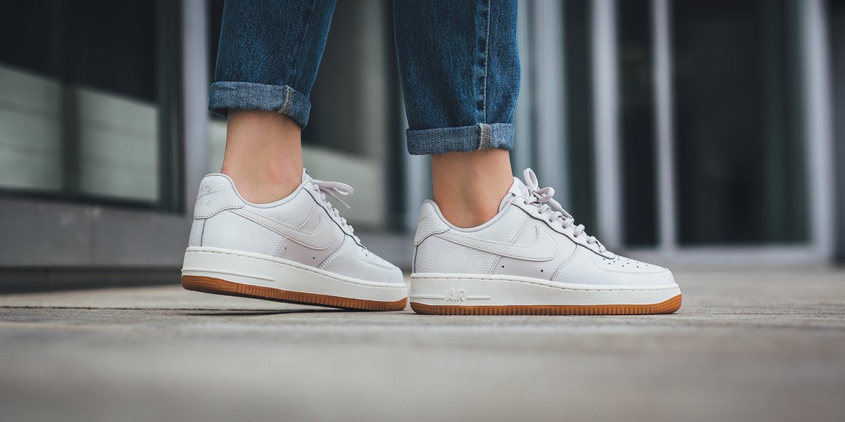 nike air force 1 sail gum