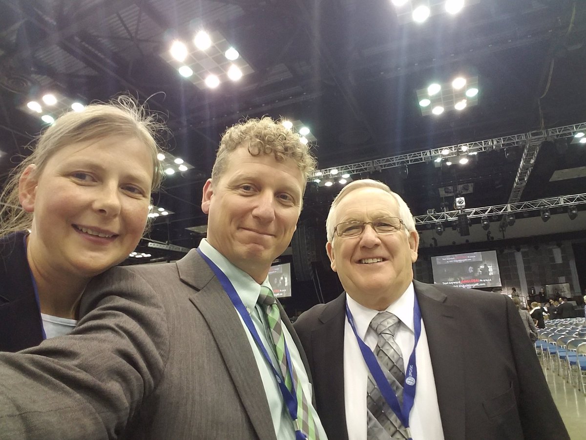 mitchmann's tweet photo. Awesome to hang out with another hero of our field, Bro. Kinney #upcigc2016 https://t.co/341aPt6CCQ