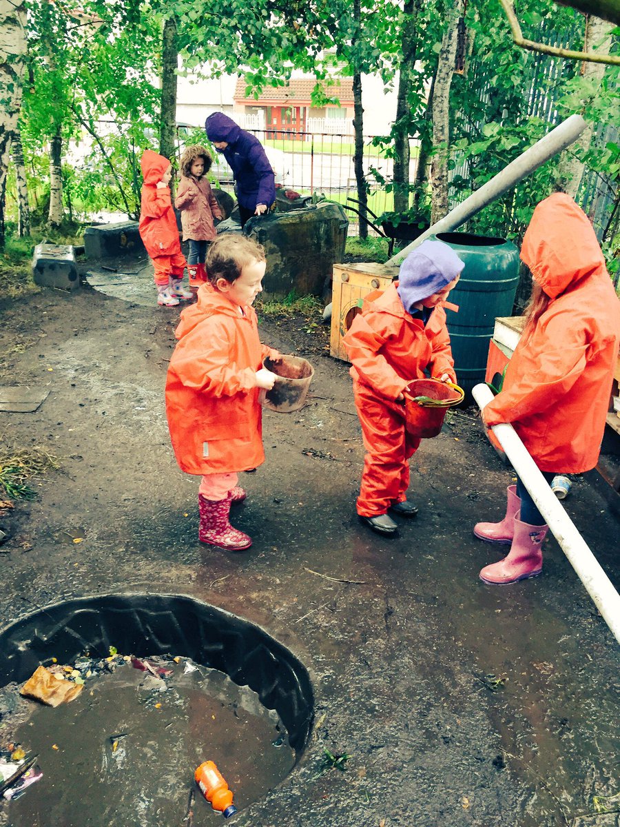 st_gerards's tweet photo. Good messy fun @OrbistonYMCA #WalkingWednesday #p1/2withP7 #lookWhatWeAreLearning https://t.co/iTO4JDkoYS