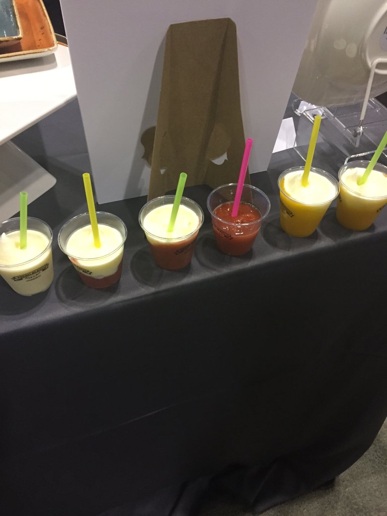 Social_Campfire's tweet photo. Great to see you today @FreshBlendz! Made our day at the Steelite &amp; @JohnTableTopDog booth with your AMAZING Pina Coladas! https://t.co/dEWDir1ldu