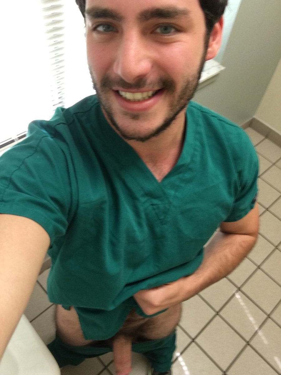 max_monterrey's tweet photo. Cúreme doctor, traigo un dolor en el trasero; revíseme!! jejeje!
Gracias por el aporte @betovarguez1982 https://t.co/NNwUpgkHWo