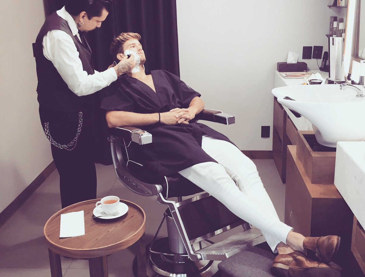 HOMMEmexico's tweet photo. #ConEstaLluviaSeAntoja ir a @HOMMEmexico en vez de esperar en el tráfico https://t.co/AUxI4vqWc1