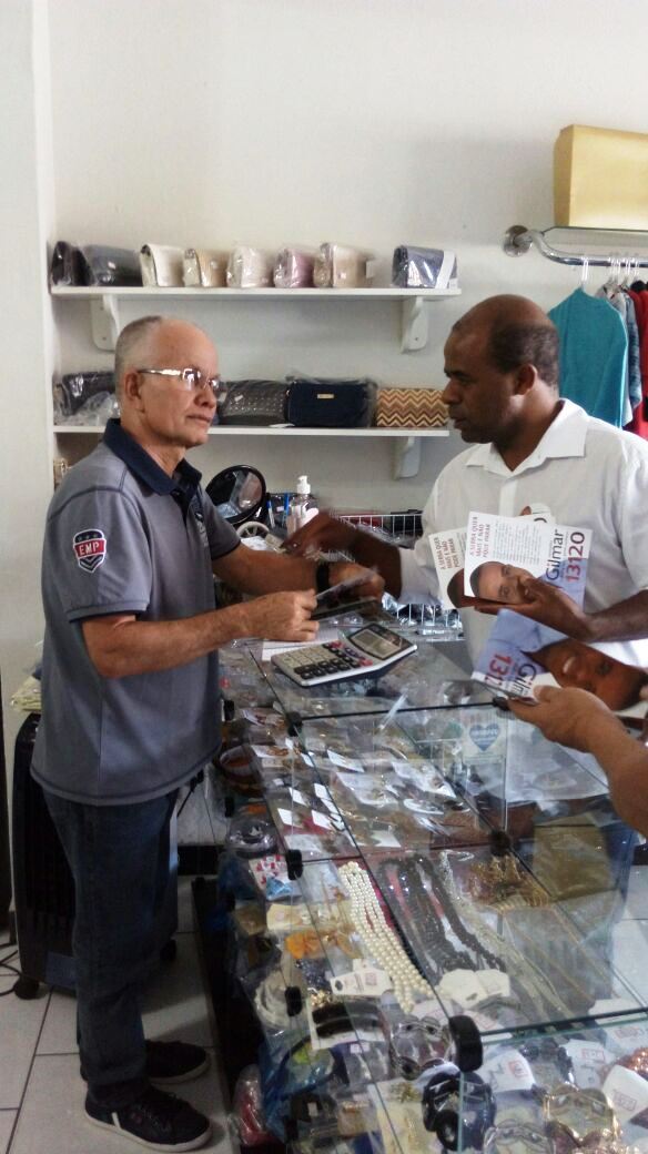 GilmarNoticias's tweet photo. #FeuRosa recebeu hoje a caminhada do candidato do #Empreendedorismo, #Gilmar13120. #CaminhadaEmFeuRosa https://t.co/N09jnzhNhf