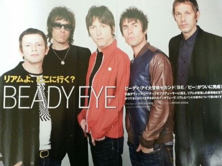 OasisBeadyEye's tweet photo. #BeadyEye - #LiamGallagher, #GemArcher, #AndyBell, #ChrisSharrock and #JayMehler for Rockin´ On magazine, Japan, V.2013 https://t.co/zkF9XA2Oxy