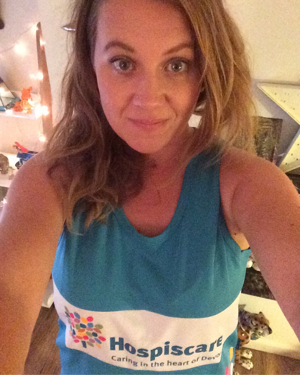 bonnie_gilbert1's tweet photo. Please sponsor me for my first half marathon in aid of Hospiscare! Every penny counts #Hospiscare #exeter #gwr2016 #halfmaraton #justgiving https://t.co/VGMLNhJpQK