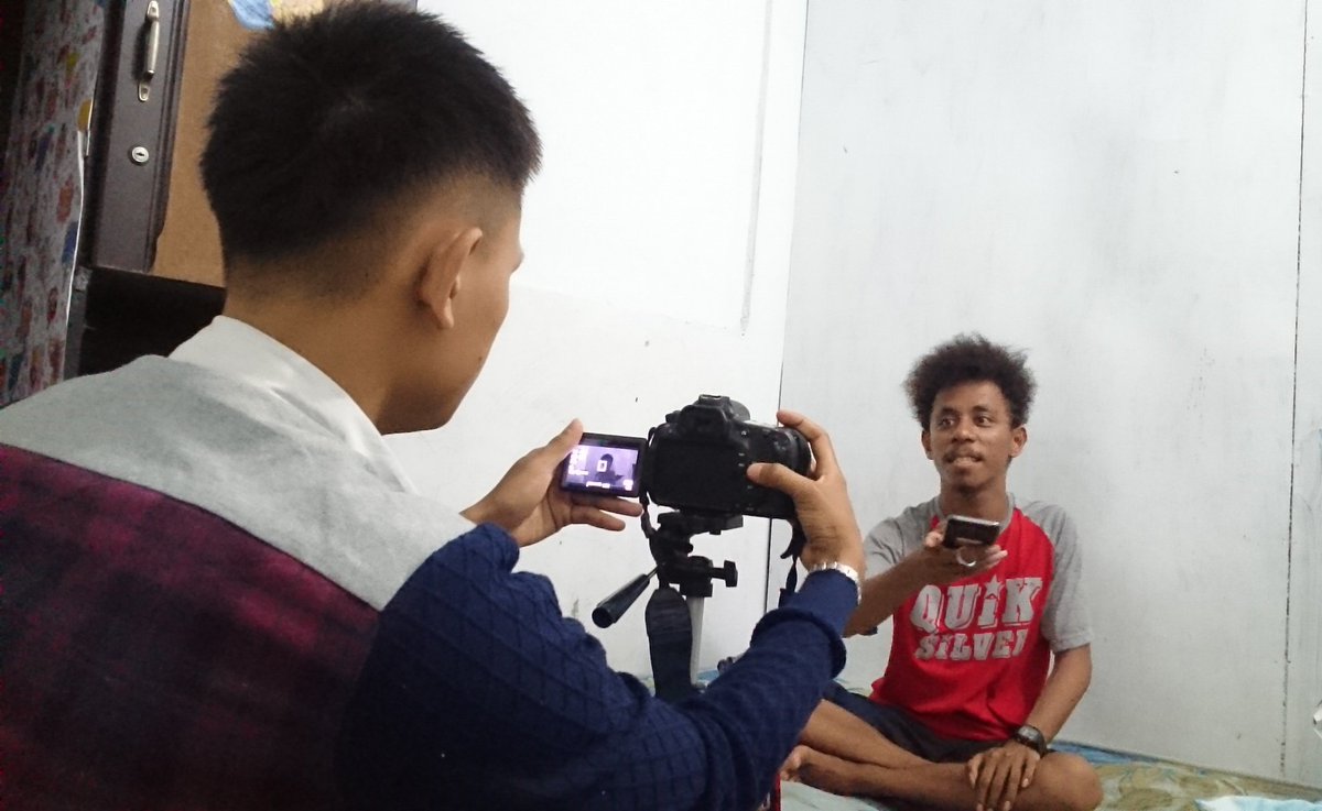 RaimLaOde's tweet photo. Trimakasih suda terlibat dlm #askRaimLaode materi suda ada, editing, apload di @YouTube Tunggu ya setelah cover lagu https://t.co/1UP7IyyjNV