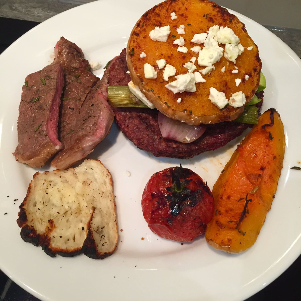 swimforce01's tweet photo. An amazing #BBQ dinner tonight cooked by @builtough with #quality #beef provided by @BeefCarolina! #foodie https://t.co/zgMFe6GbzK