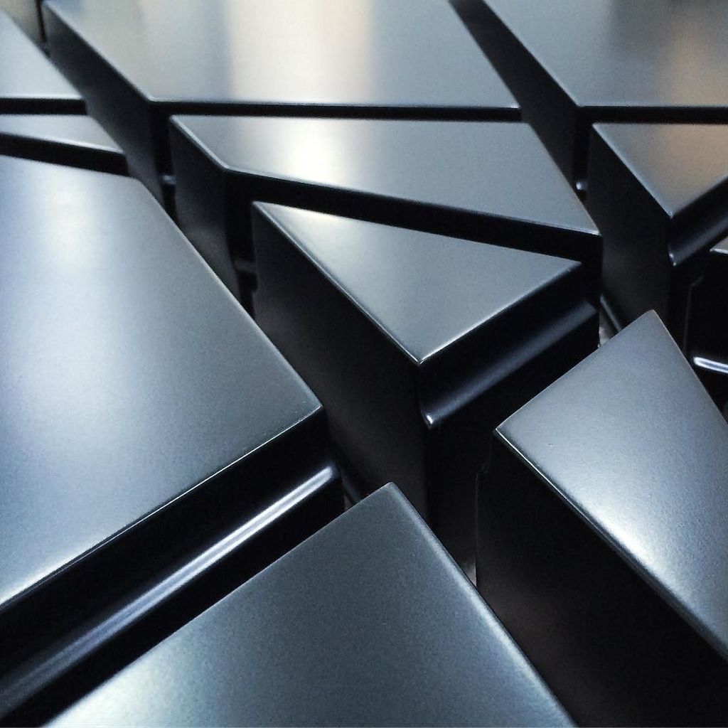 Thislexik's tweet photo. New Arc Light prototypes 💯💯💯
.
.
.
.
.
.
#thislexik #arclight #productdesign #cnc #blackbe… https://t.co/4ia0IZKgbp https://t.co/xXwnIiyfpX