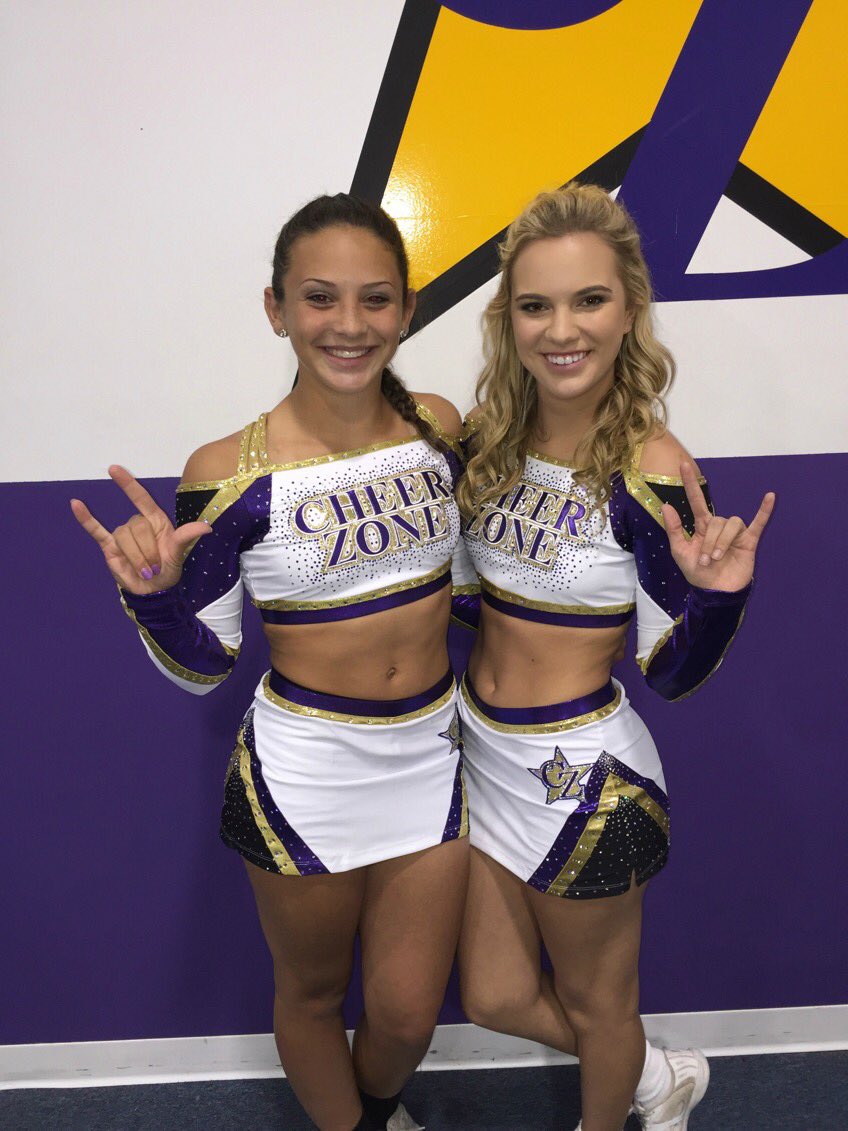 lindsay_phipps2's tweet photo. just bc I'm obsessed with our new unis😻🤘🏼 https://t.co/mr2Yn3NMRt