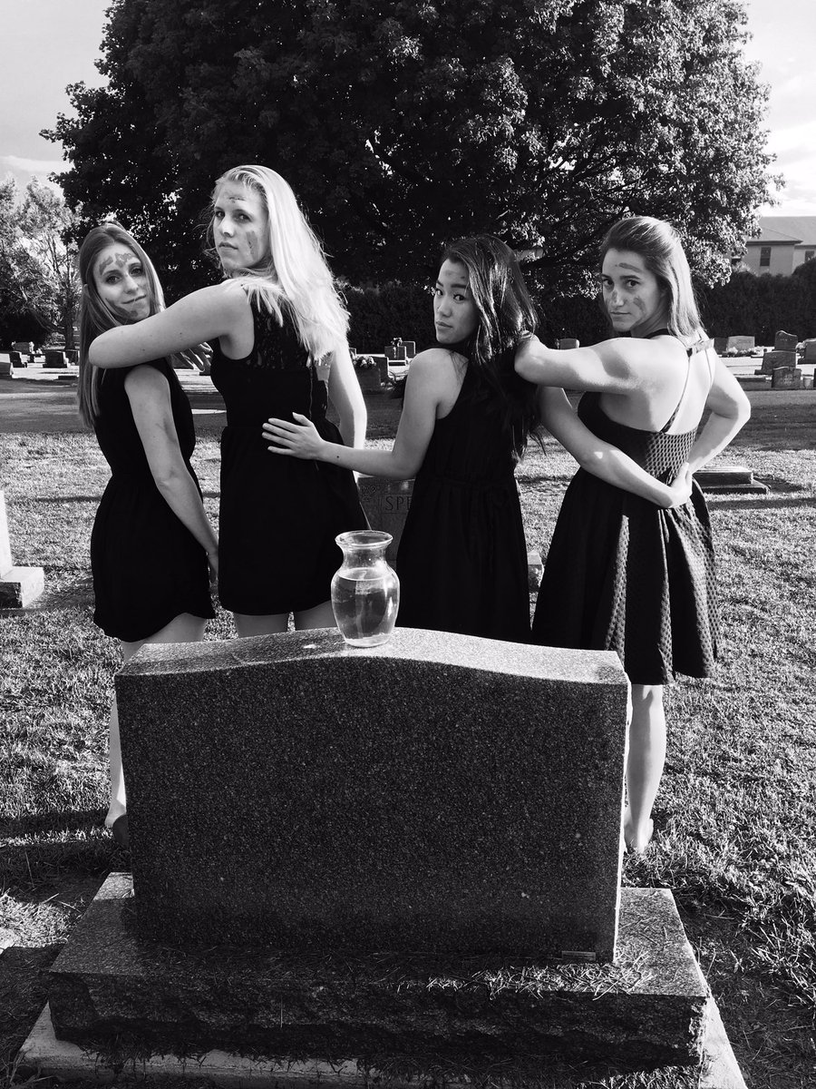 Jas_Michele11's tweet photo. "Two can keep a secret if one of them is dead"
#orgwars2016fishpic #deltapi16 https://t.co/oezPavFNdf