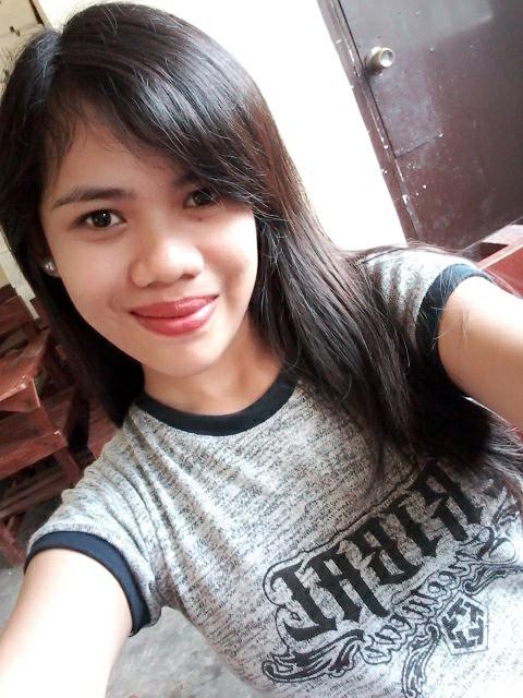 lmabngs's tweet photo. When boredom strikes. 😂😂😂
#sarrey https://t.co/CBUAiENHS4