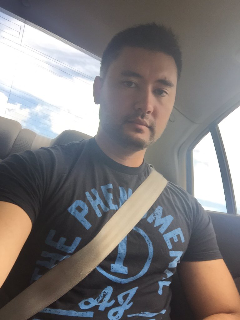 mindctrllers's tweet photo. On the way to the airport for #TwitchCon2016 LETs PARTY!!!

#twitch #Hawaii #KeepSAMSafe https://t.co/Tyw3N28njj