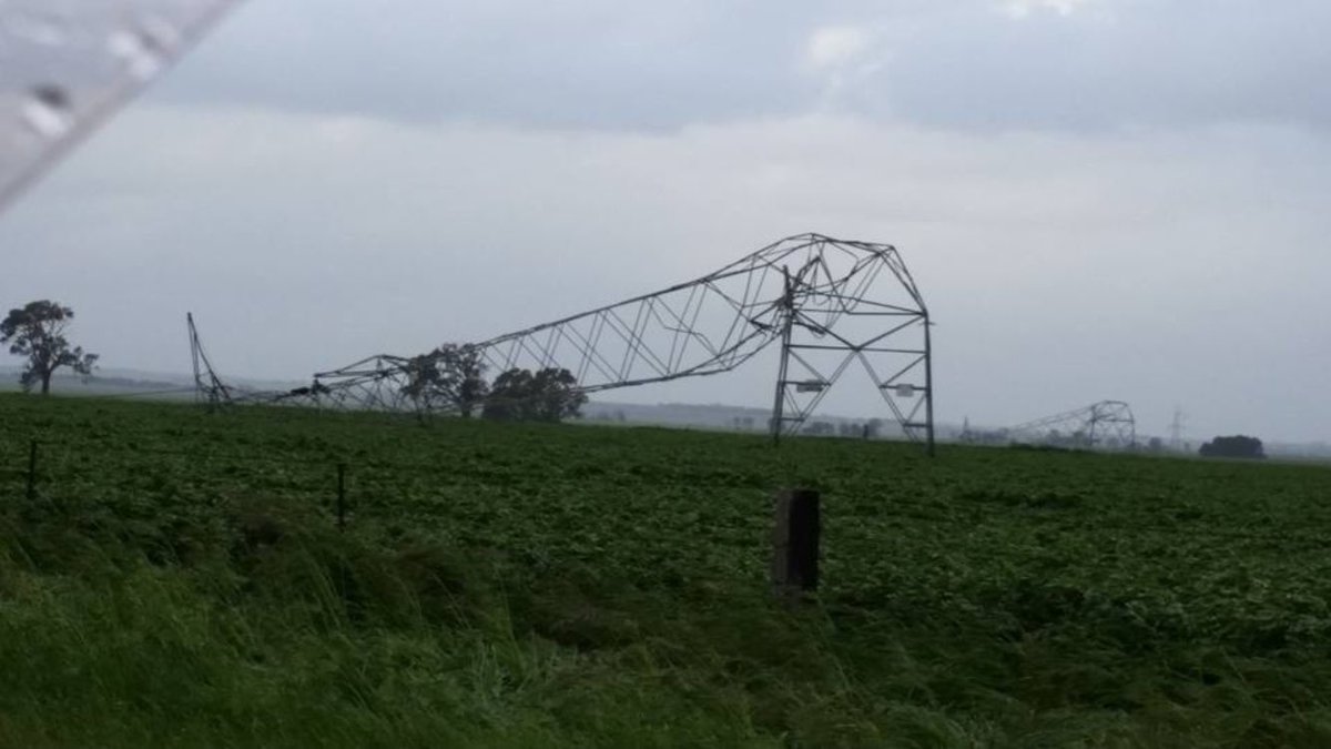ComissionerKate's tweet photo. One Nation to call for RC into whether #sablackout caused by radicalised wind turbines https://t.co/TZSjsenDtc