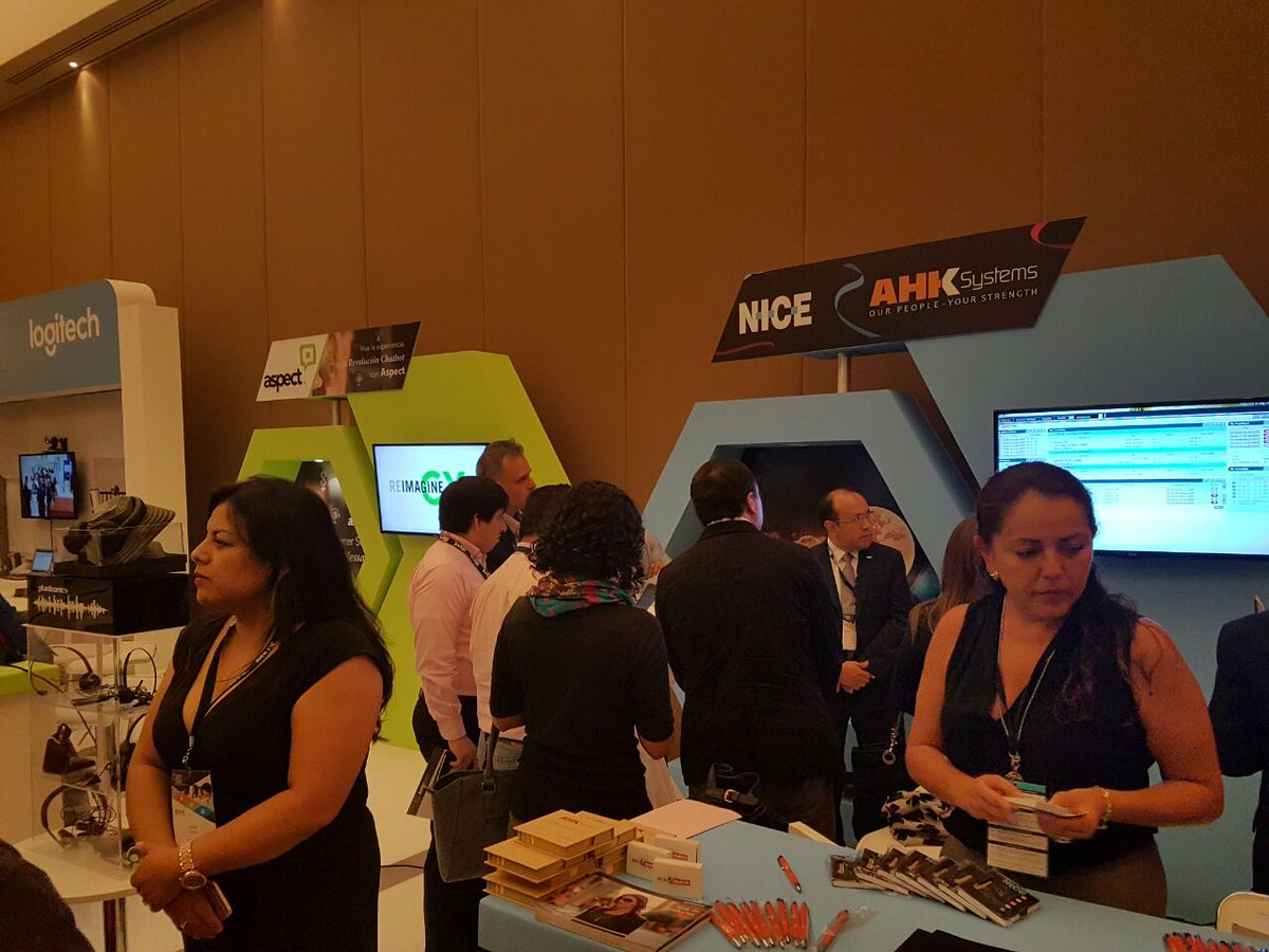 AhkVentas's tweet photo. @AhkVentas presente en @ContactForumMX
de @IMT_ #CCFMTY16 https://t.co/FFwceLVyKT