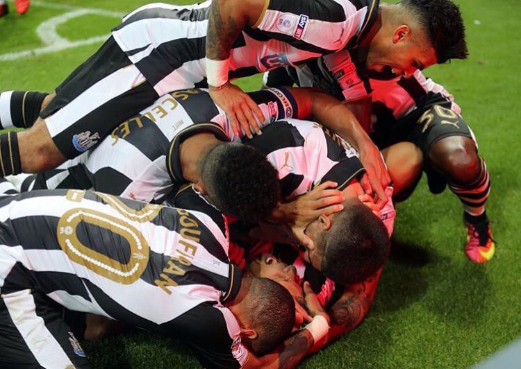 yedlinny's tweet photo. Have a good night 😁 #nufc ⚫️⚪️⚫️⚪️ https://t.co/pt3Upw172L