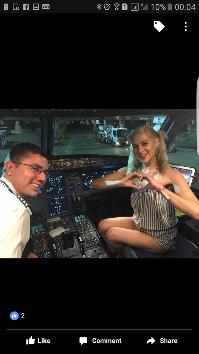 kaiser_joshua's tweet photo. @easyJet, concerned you allow passengers in the cockpit given the risks this poses to other passengers on a flight. https://t.co/oljKFihndO