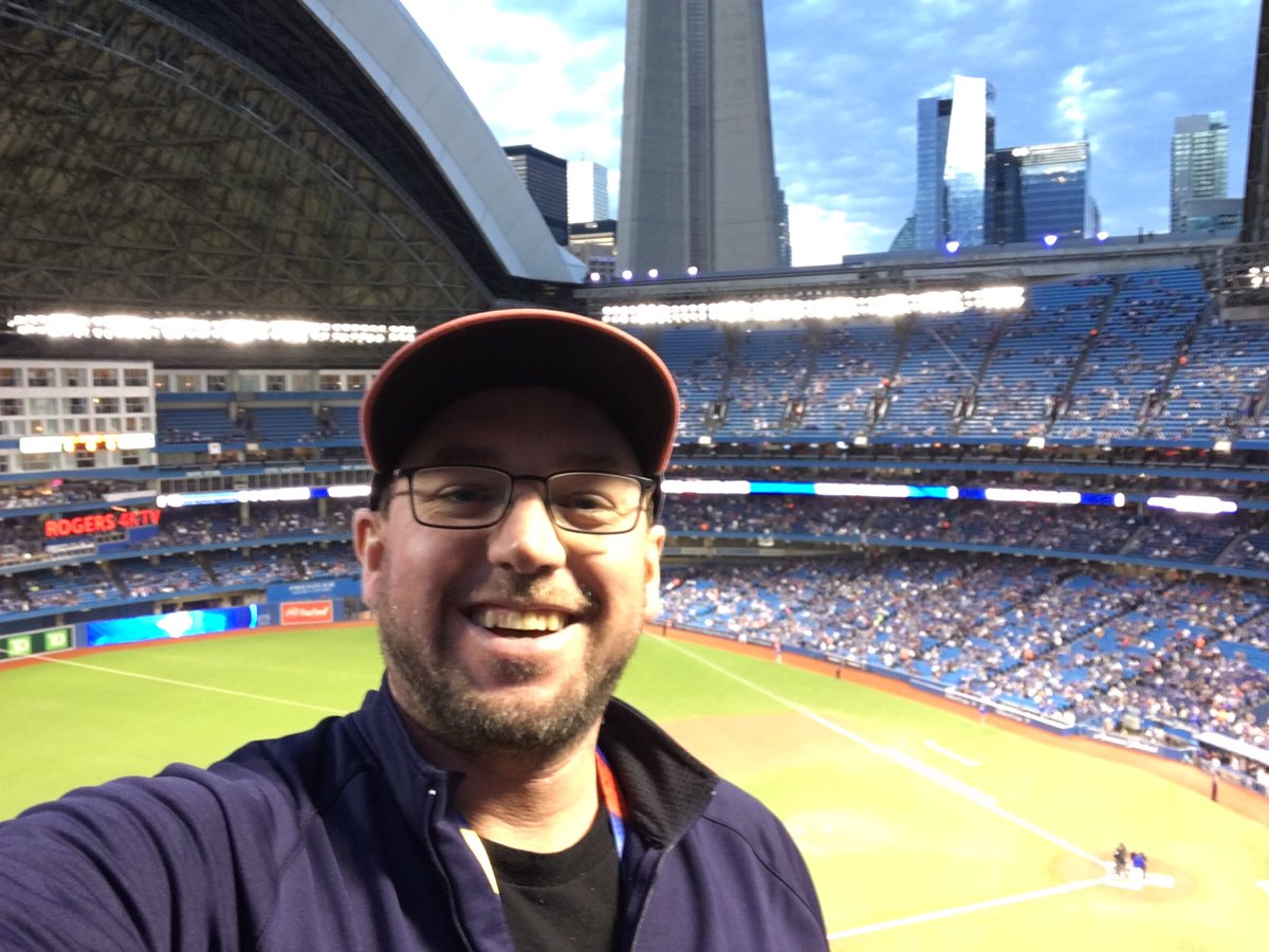 HowDoYouDeucer's tweet photo. CN Tower is $$ with the roof open! Go @Orioles #BeatTheBJs https://t.co/VGabal838W