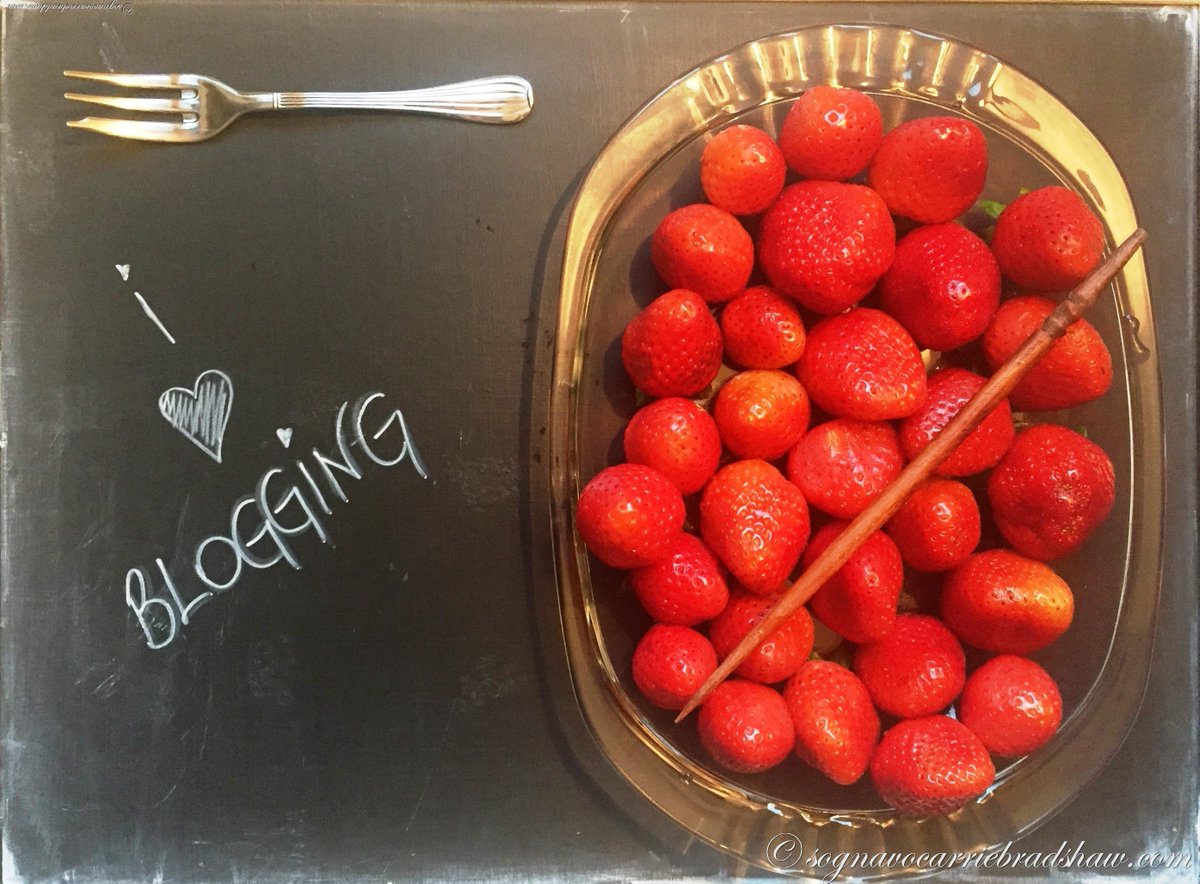 Silvia_SCB_'s tweet photo. - Ebbene sì, ho un #blog!
- E allora? Oggi tutti hanno un blog. Anche Matt del #Floopaloo. https://t.co/rADozAqvqs