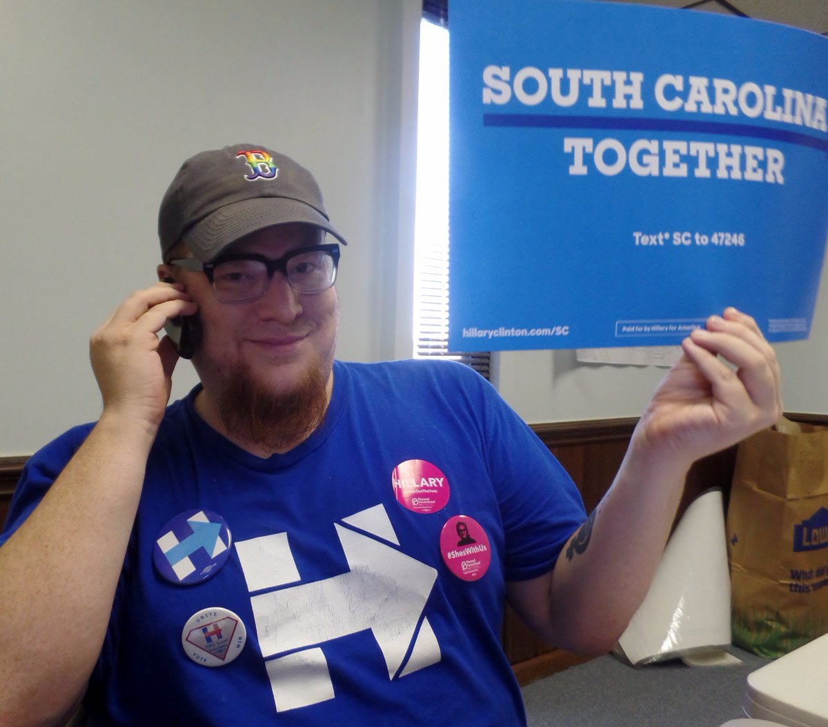 NXTFanJustin's tweet photo. Making calls for @HillaryClinton in SC. Only 40 days until we shatter that glass ceiling once and for all. #ImWithHer #SC4HRC @HillaryforSC https://t.co/UkrFfeRKeH