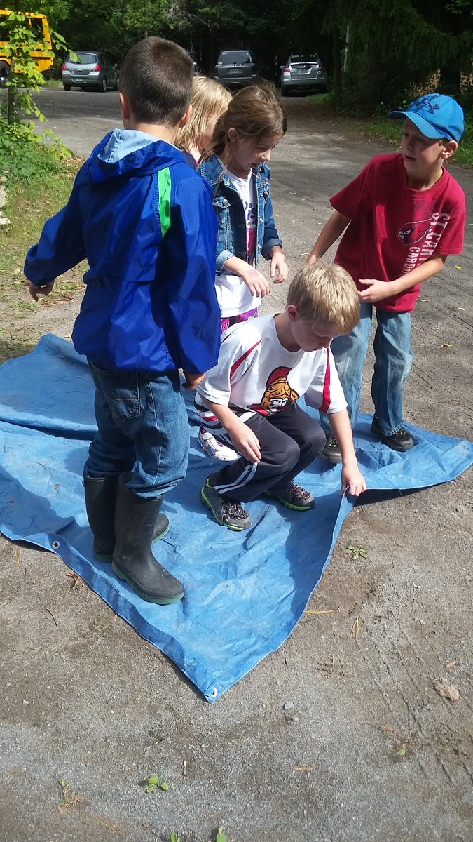 We had a blast <a href="/HRFrinkCentre/">Frink Centre</a> learning how to work together by listening and sharing ideas. #collaboration #outdooreducation <a href="/alcdsb_cart/">St. Carthagh Catholic School</a>