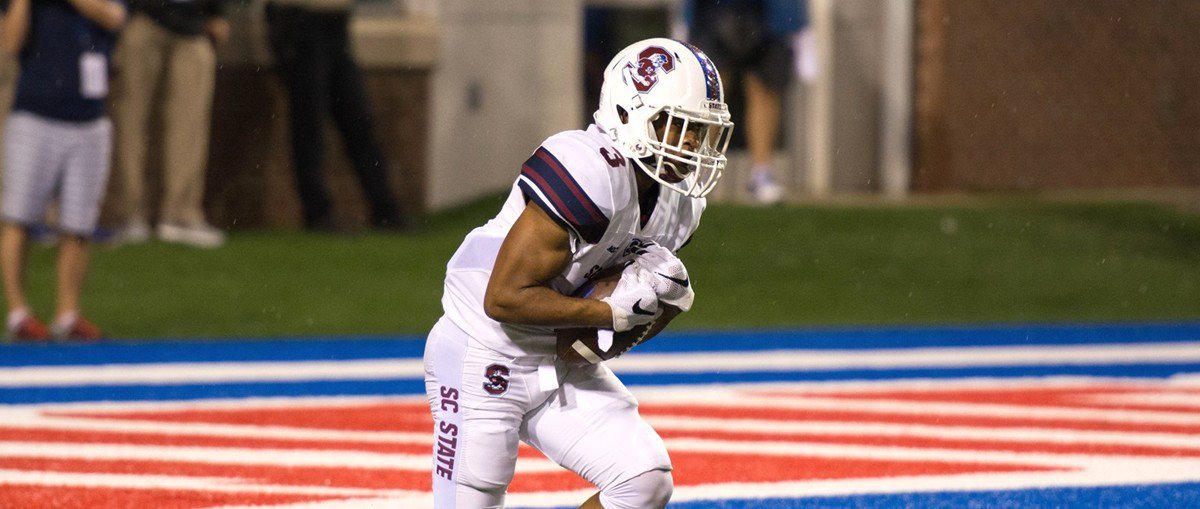 Bulldogs Roll Over Rattlers 48-14 In MEAC Opener twib.in/l/eAb9epMd7596