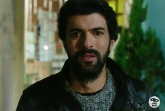 CalderaSophia's tweet photo. las verdades empiezan a salir.. la relacion de Elif y Omar peligra IMPERDIBLE CAP-74 #KaraParaAsk "El Brillo Del Amor" 4:15pm x @CaracolTV https://t.co/Gm1I6txmpz