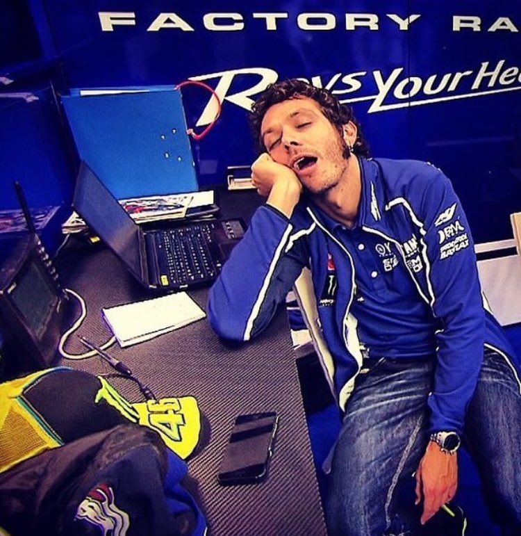 Listening the 99 fans comment about the failed agressive overtake in Aragon. 

Me be like... 😴😆