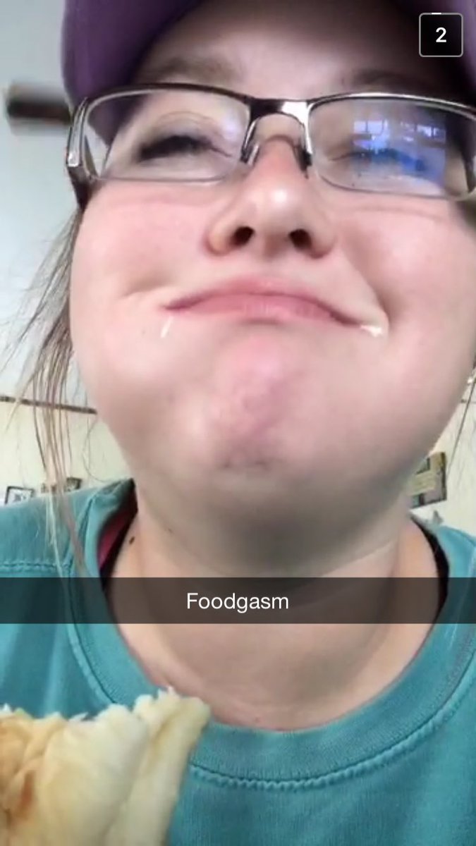 tyler6peterson's tweet photo. Happy Birthday @payton_raye you ugly trash!!! https://t.co/QSsMemDg6t