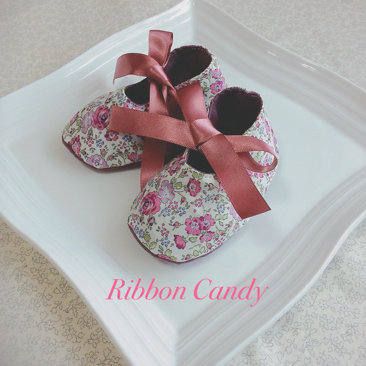 大阪堺市和泉市ハンドメイドソーイング洋裁教室 Ribbon Candy ameblo.jp/ribboncandyrib… #ベビーシューズ #ベビーシャワー