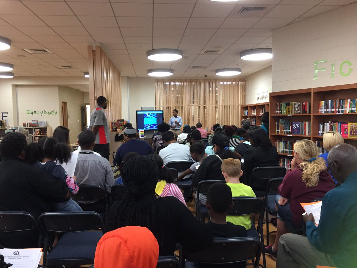 LyonsMill's tweet photo. Engineering Squad @LyonsMill Information Night fantastic participation - Thanks @MrPenn31 @MrRussellTeach @MrsOwensLMES @MrDuffyLMES https://t.co/PsmMJcnjKP