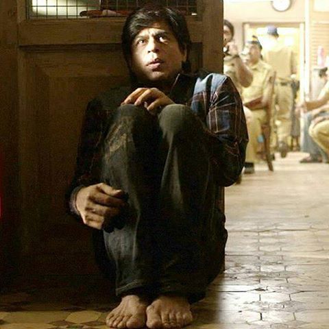 ZaheerABaloch's tweet image. good morning pic from deleted seane of fan @iamsrk  #Raees on 26 januray @iamsrk @ZoomTV @ZaheerAbbasMZai