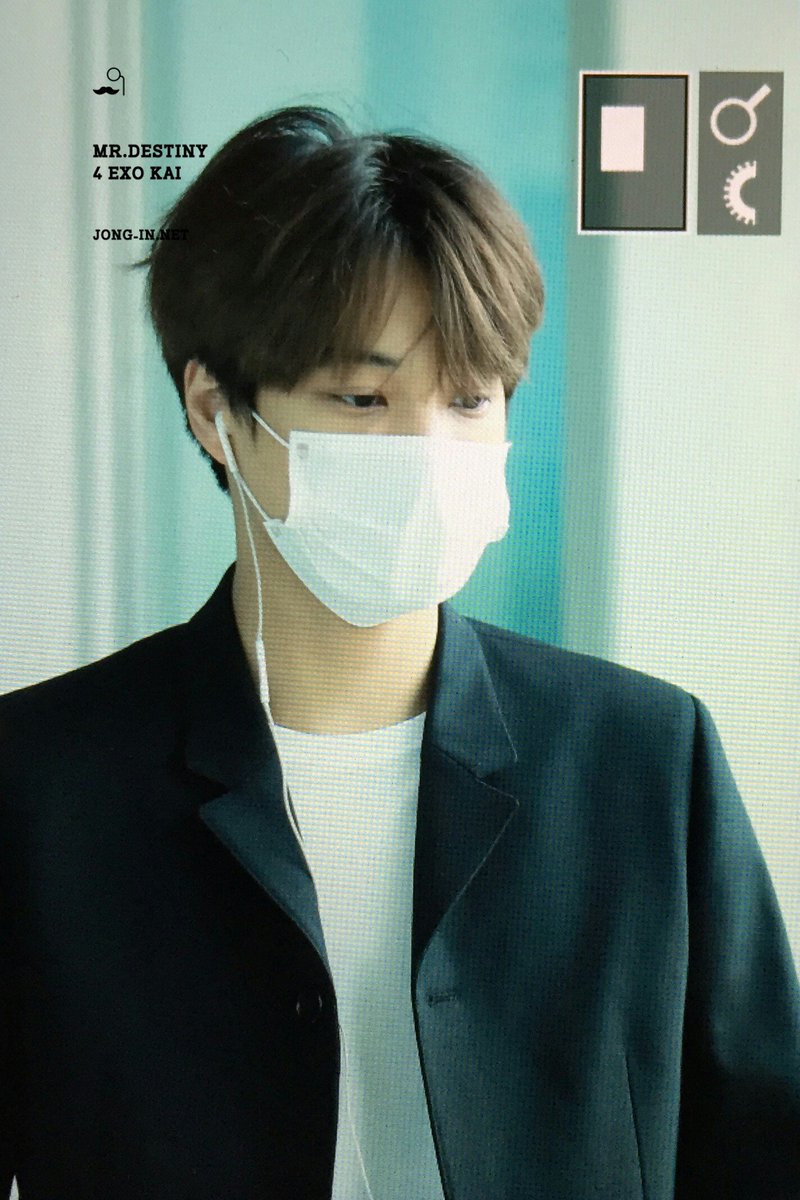 jonginnet's tweet photo. 160929 ICN 튼튼고미 만날 생각에 설레서 잠도 못잤는데 진짜 넘넘 죠쿠요ㅠ💃❣ https://t.co/1r4I2Gn6W2