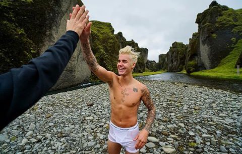 floormasman's tweet photo. Erase una vez en el Instagram de Justin. #JustinReturnsToInstagram https://t.co/yr8kud13H0