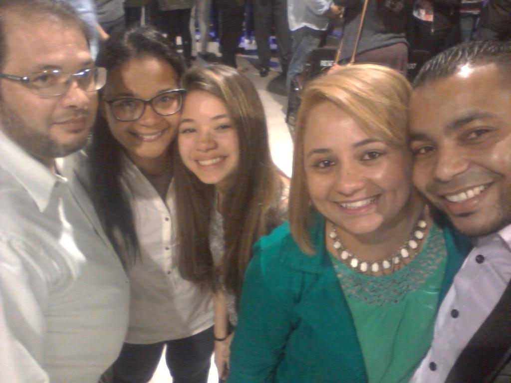 jandy_lima's tweet image. Noite de #alinhamento com #Deus.